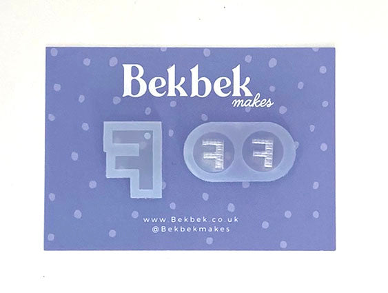 Alphabet reusable silicone mould - Pendant and stud size