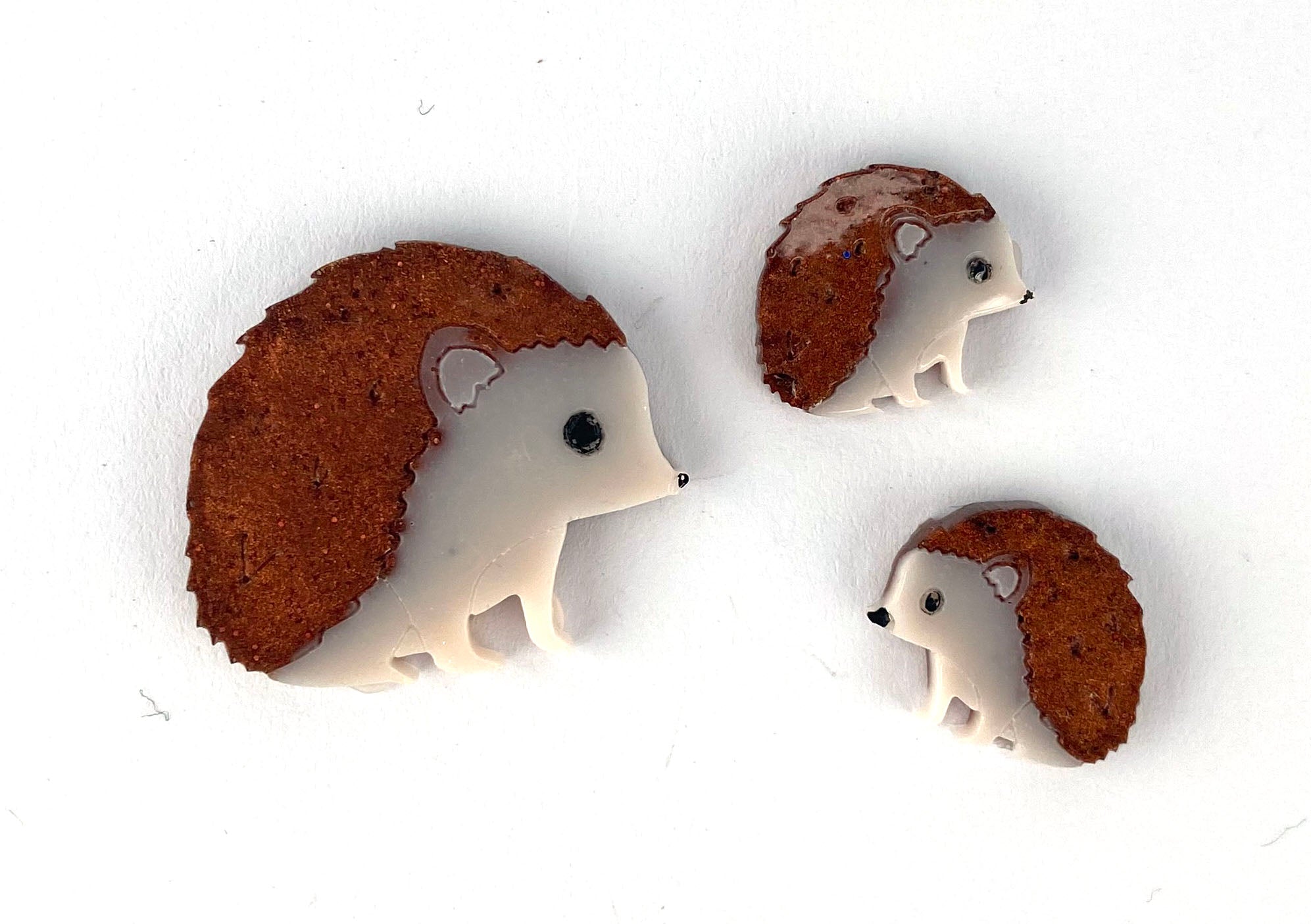 Hedgehog Sitting Pin Badge & Earring Size Reusable Silicone Mould