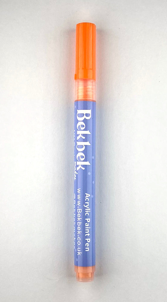 Acrylic Paint Pens Set of 24 Colours - To colour the wood