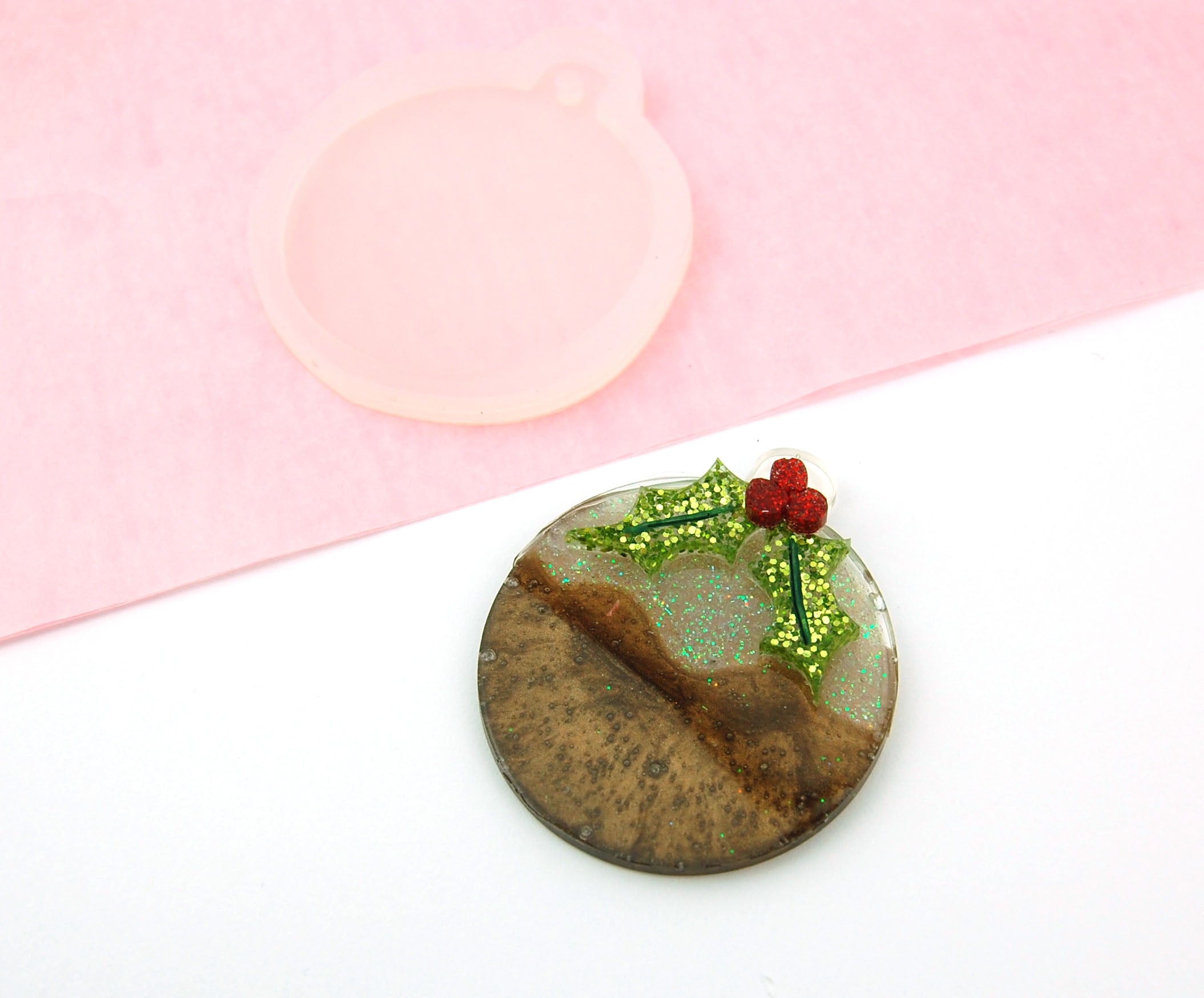 Large Circle Reusable Silicone Mould (Bauble/ Necklace)