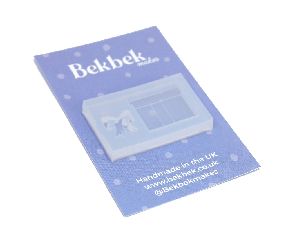 Present/ Gift & Bow Reusable Silicone Mould
