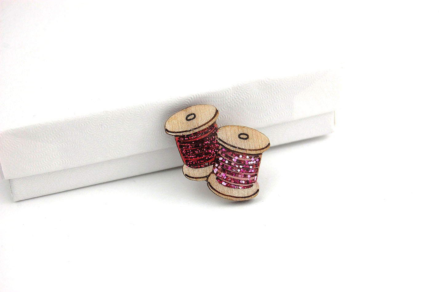 Double Cotton Reel Pin Badge Pink & Red